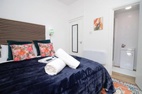 2 Bedroom Apartment, 5 Mins walk into the City! Near Principality Stadium
